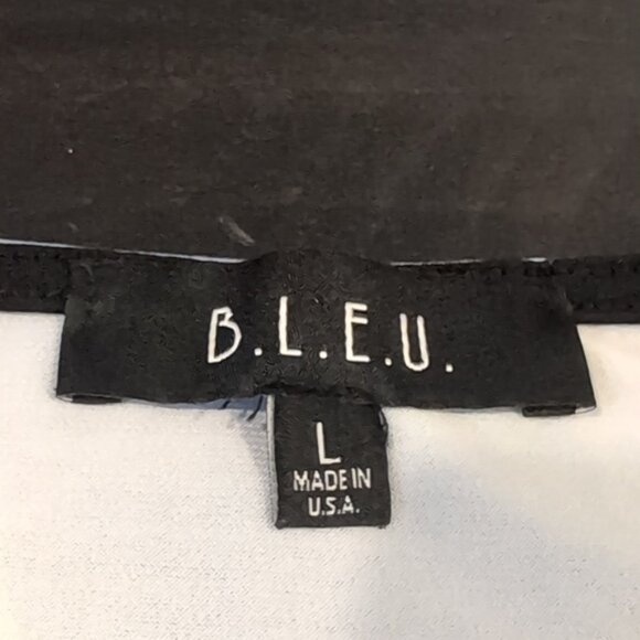 3/$20 B.L.E.U. Abstract Tunic Top Short Sleeve Asymmetric Hem Water Colours - Picture 15 of 16